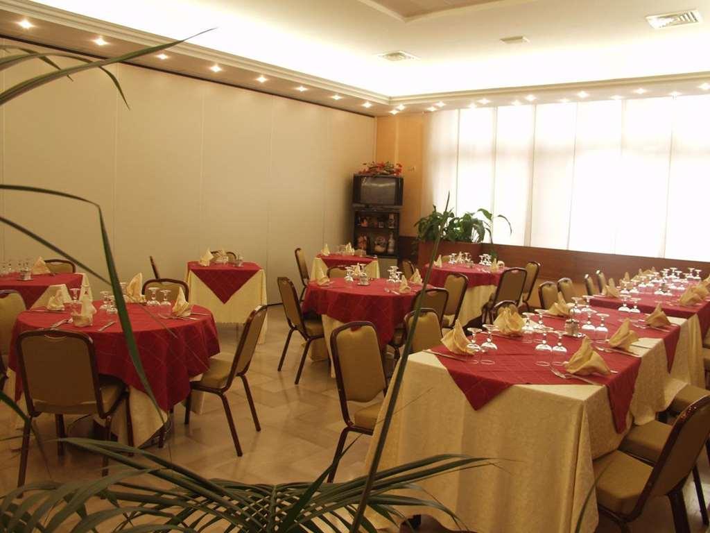 Hotel Residence Memmina Frosinone Restauracja zdjęcie